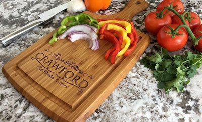 Canzell - Large Handled Cutting Board with Juice Grooves