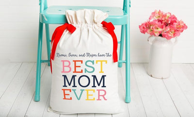 Personalized Gift Bags for Mom
