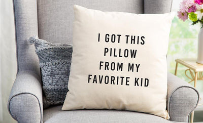 Personalized Throw Pillow Covers for an Awesome Mom