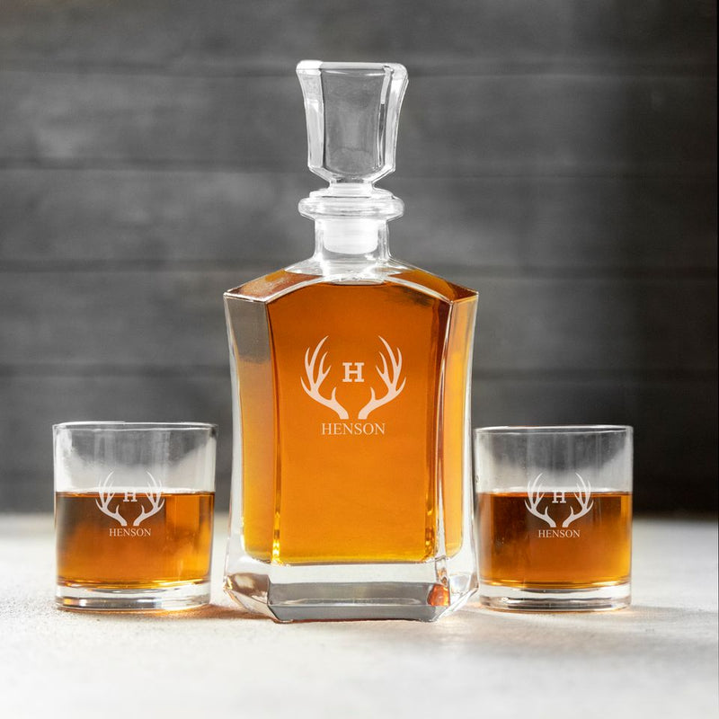 Personalized Decanter Set with 2 Whiskey Glasses