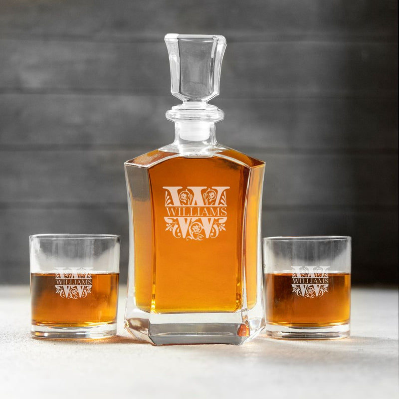 Personalized Decanter Set with 2 Whiskey Glasses