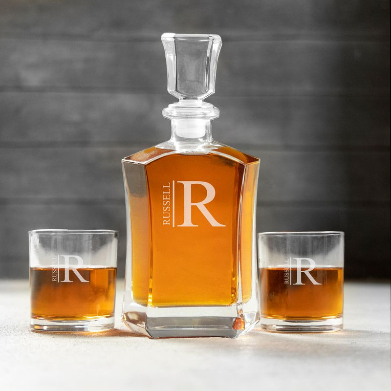 Personalized Decanter Set with 2 Whiskey Glasses