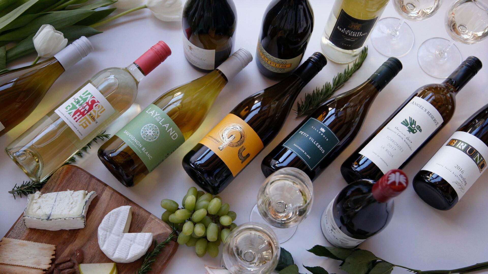 4 Tips to Giving the Perfect Bottle of Wine